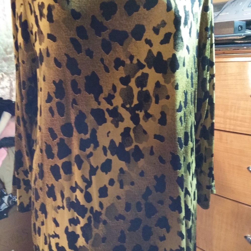 Citiknit Animal Print Tunic sz L